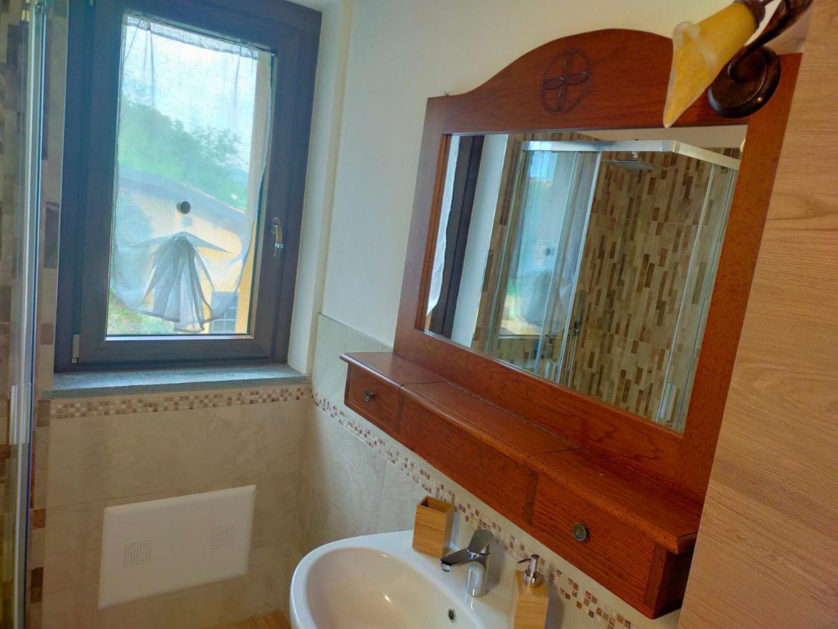 Гостевой дом Cascina Ghitin Relais Асти Экстерьер фото
